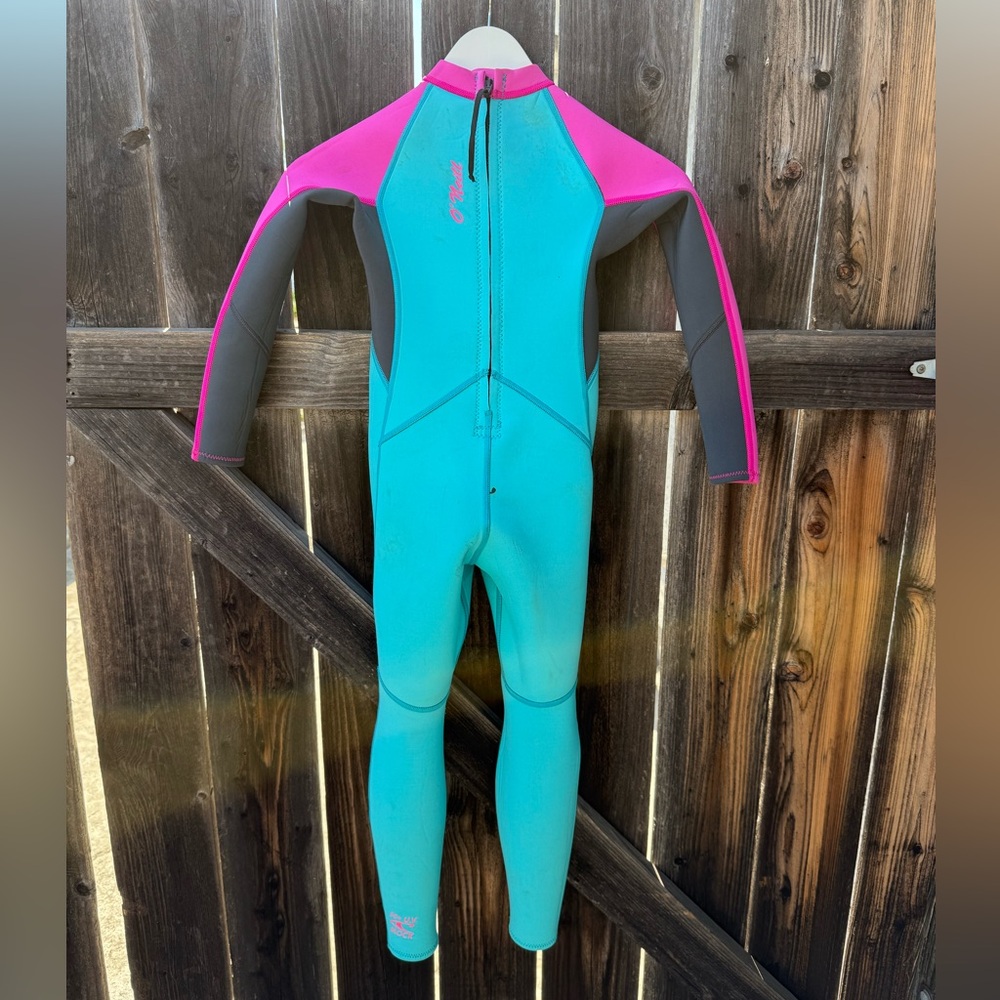 Kids O'neill Wetsuit 2mm- Youth Size 6 - Picture 3 of 10